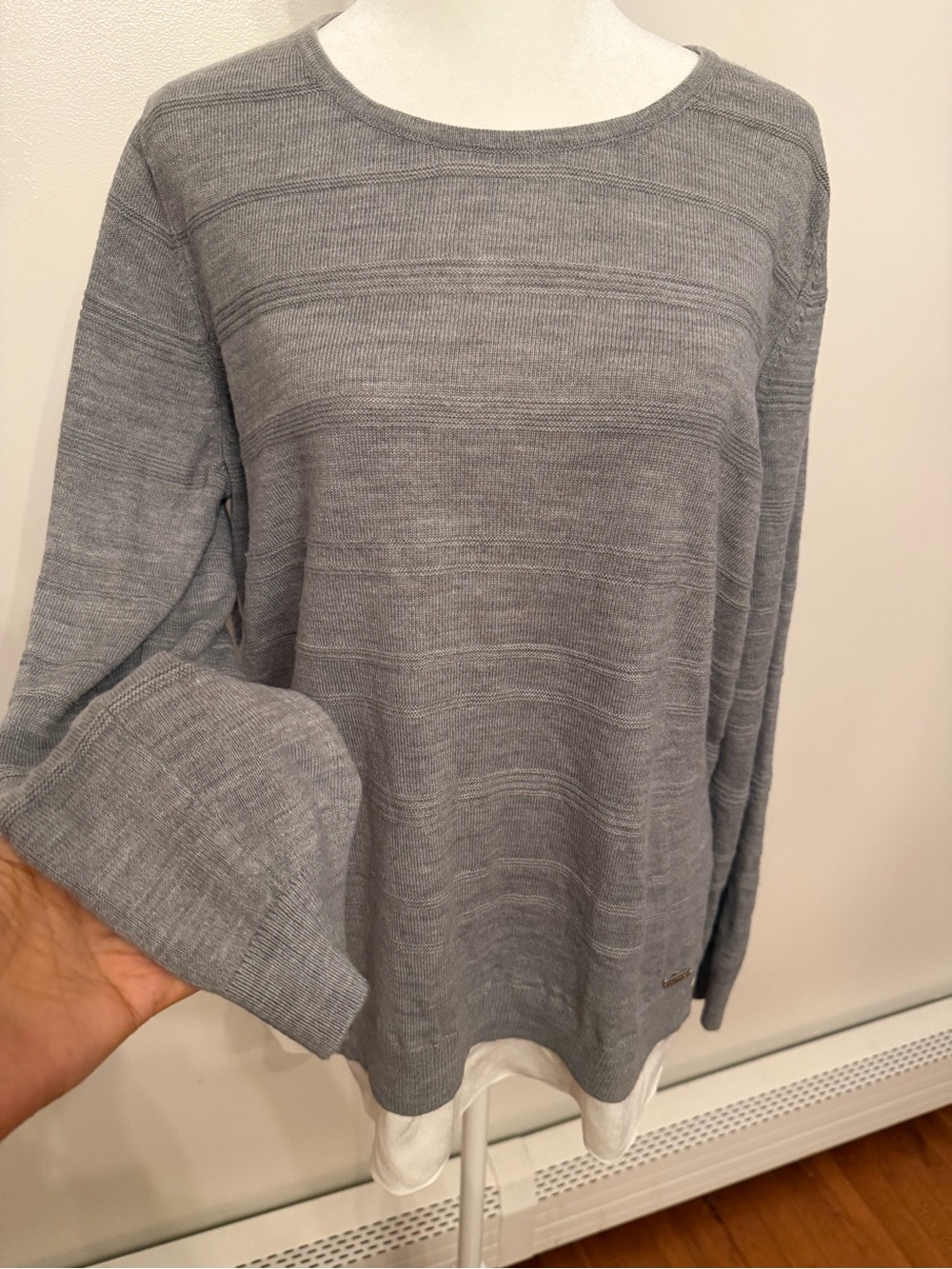Calvin Klein Women's Size L Gray 2-in-1 Layered-Look Sweater & Shirt Hem - Picture 14 of 15